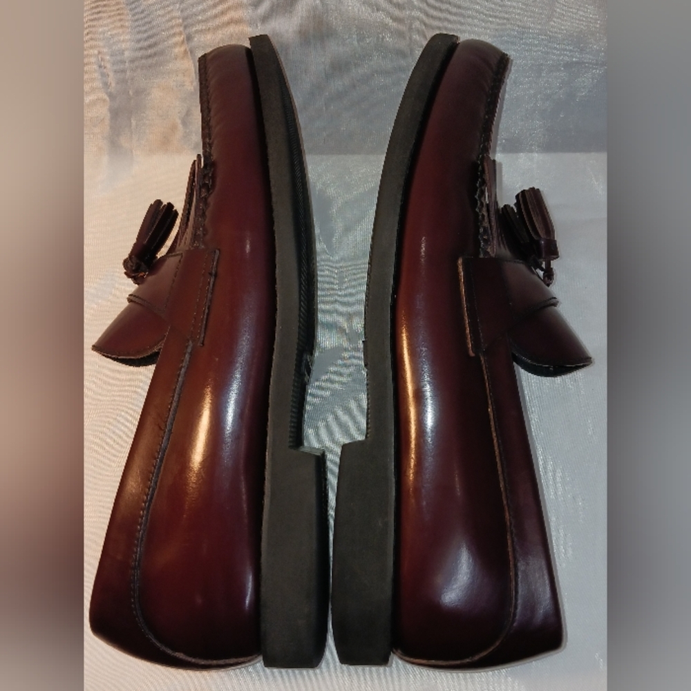 "Rockport" Burgundy,Leather Slip-on Loafers With Tassel Accents - Size 12W
